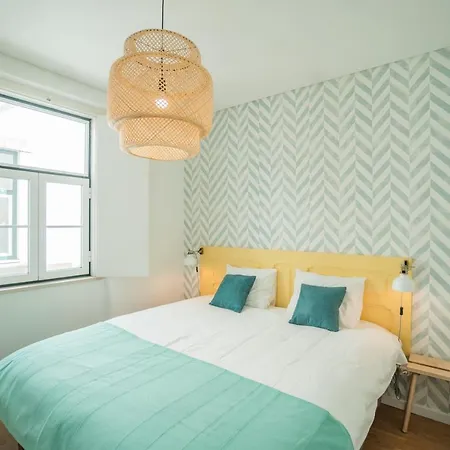 Jolly Jolie W Terrace Apartman *