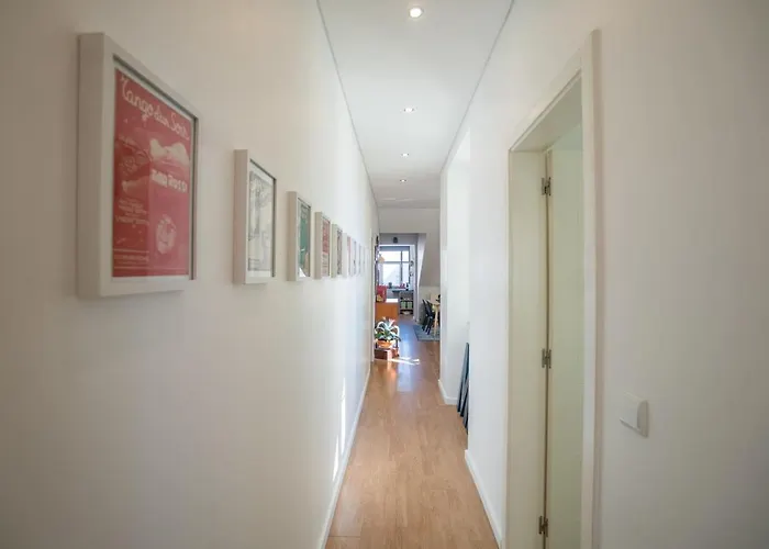 Jolly Jolie W Terrace Apartment *