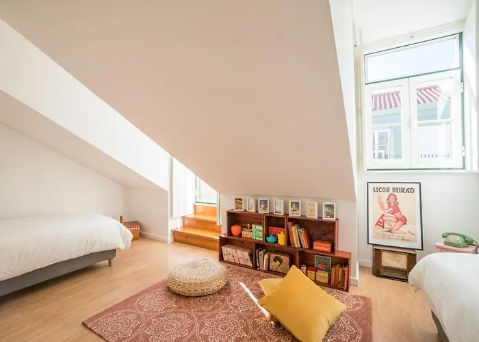 Jolly Jolie W Terrace * Lisboa